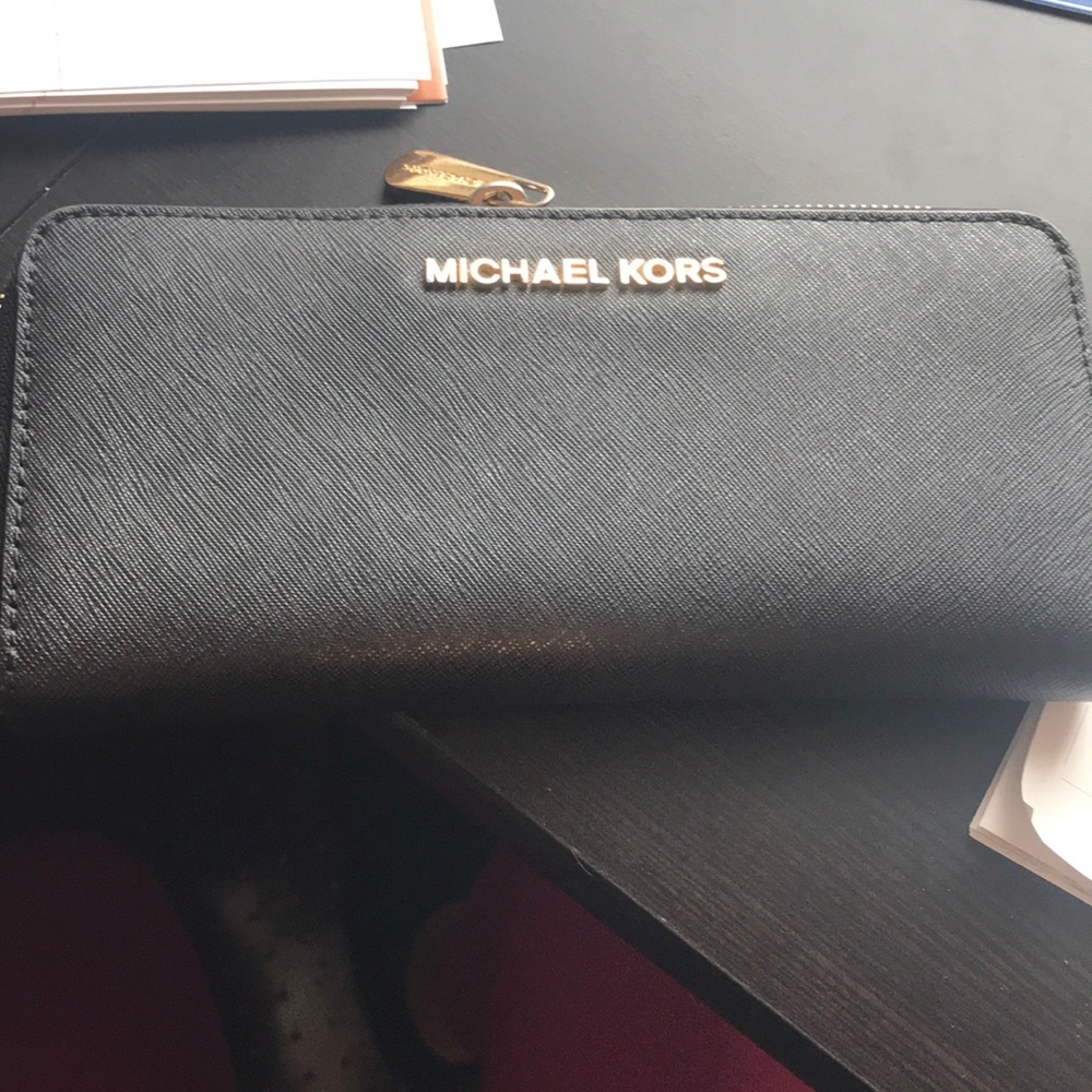 Michael Kors wallet